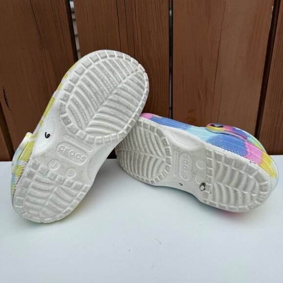 Crocs Classic Clog Tie-Dye Print J5 Kids Size - Picture 7 of 8